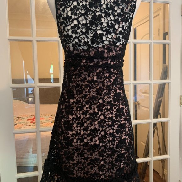 Sexy Italian Designer Dress - Picture 3 of 3